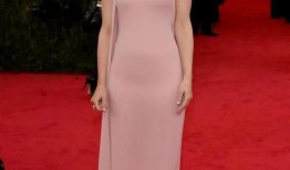 金梅瓶1一5集在线观看,穿越时空的传奇，前五集精彩抢先看