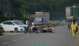 太湖公路车祸最新爆料,悲剧现场细节披露，事故原因待查