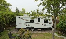 云哥爆料房车视频大全集,房车生活全景展示，视频大全集带你领略移动家园魅力